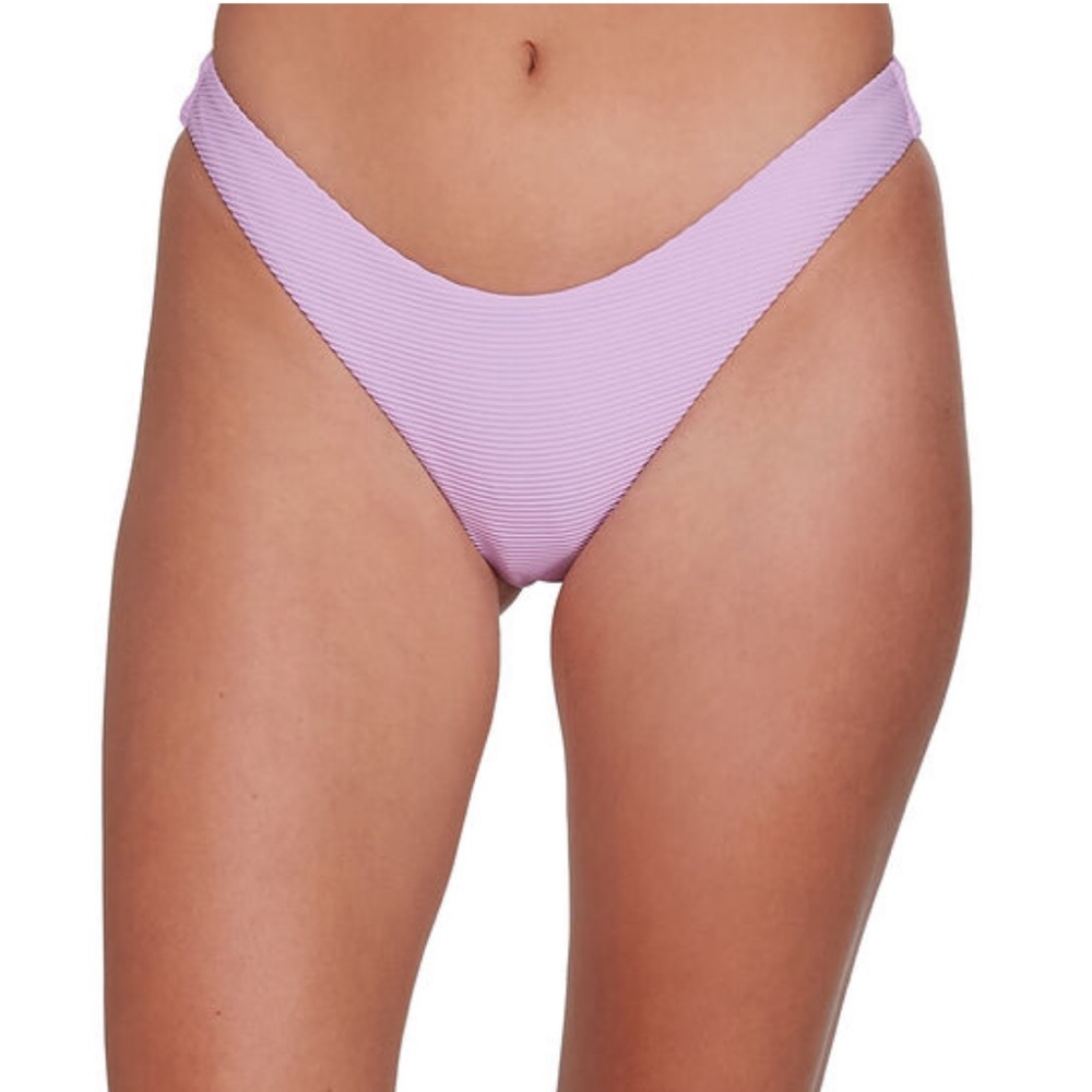 Billabong bottoms!